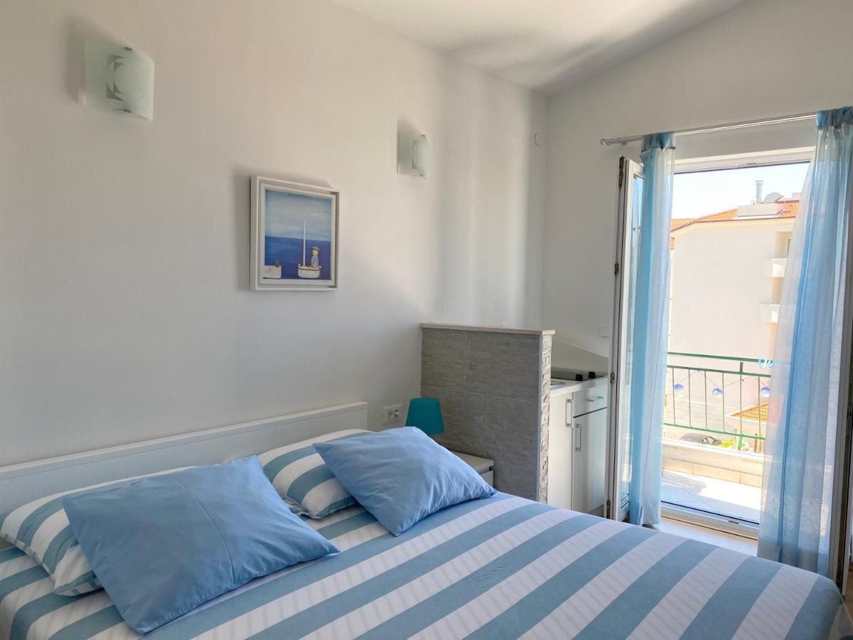 Apartmani Marko Tučepi Eksteriør billede