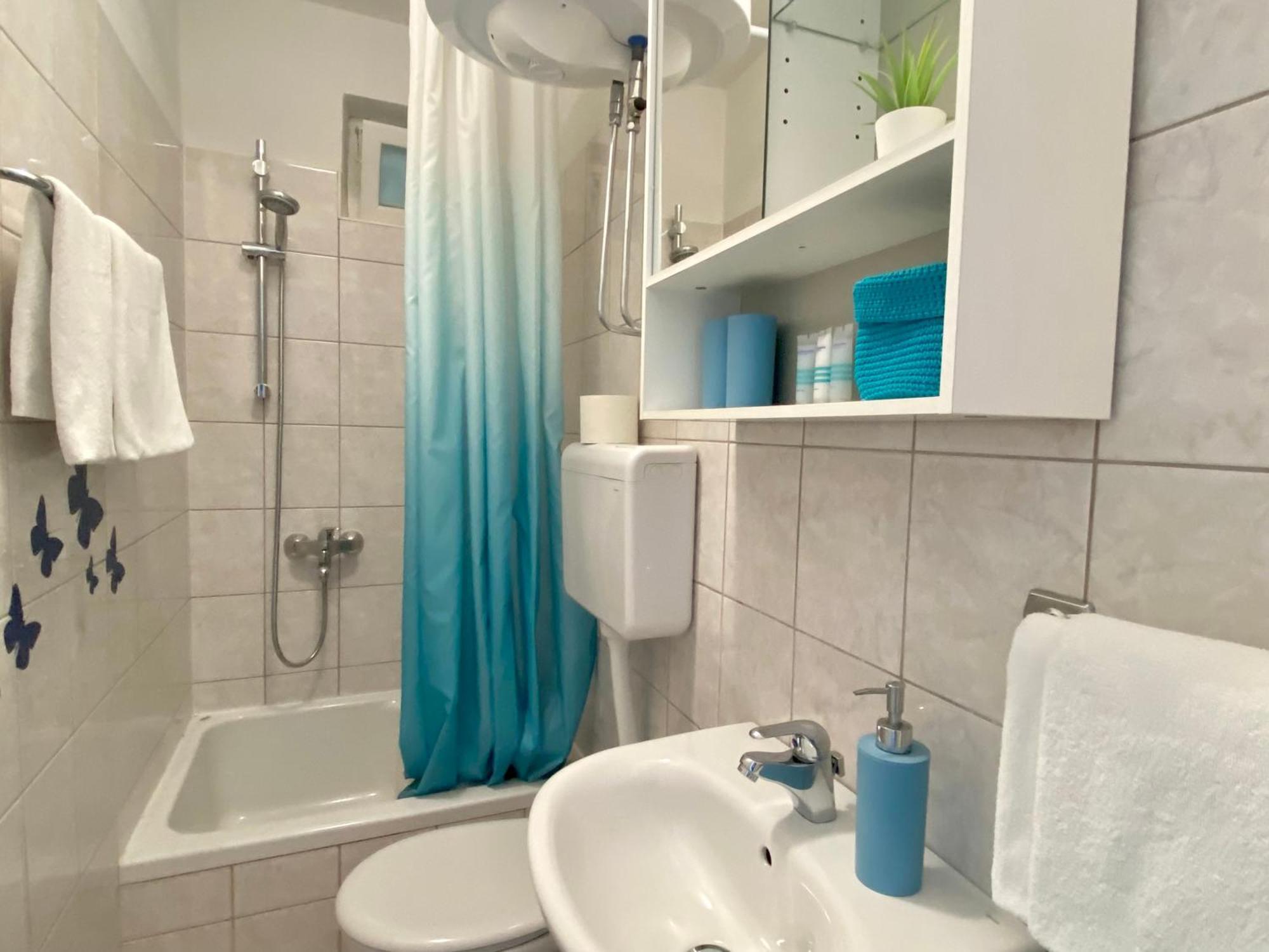 Apartmani Marko Tučepi Eksteriør billede