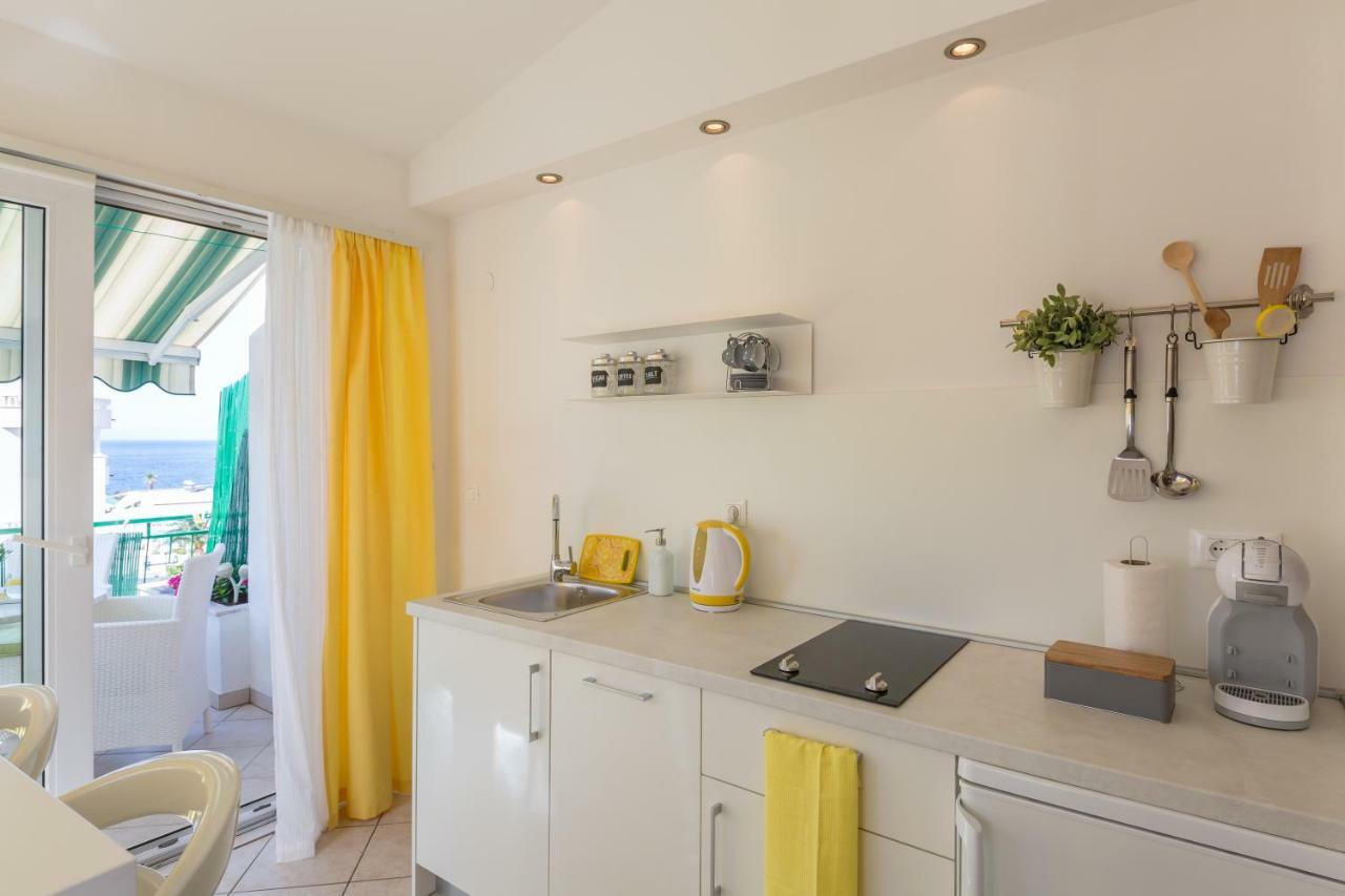 Apartmani Marko Tučepi Eksteriør billede