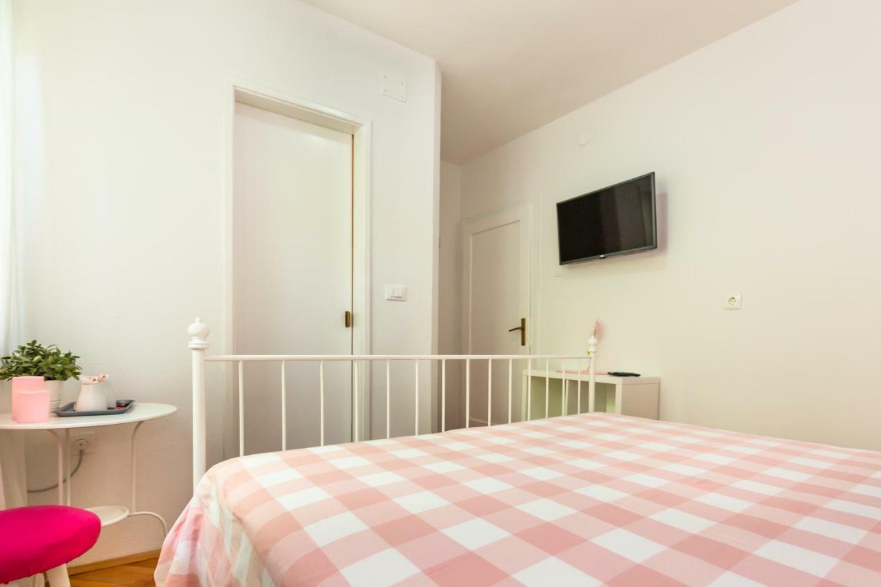Apartmani Marko Tučepi Eksteriør billede