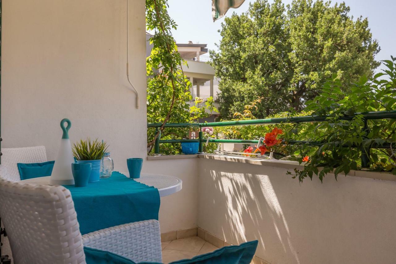 Apartmani Marko Tučepi Eksteriør billede